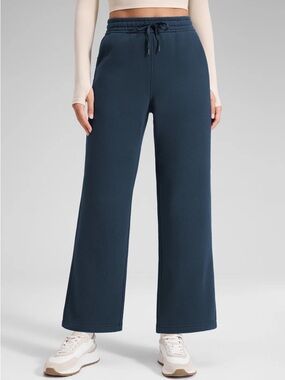 Fleece Lined Straight Leg Sweatpant 28''
